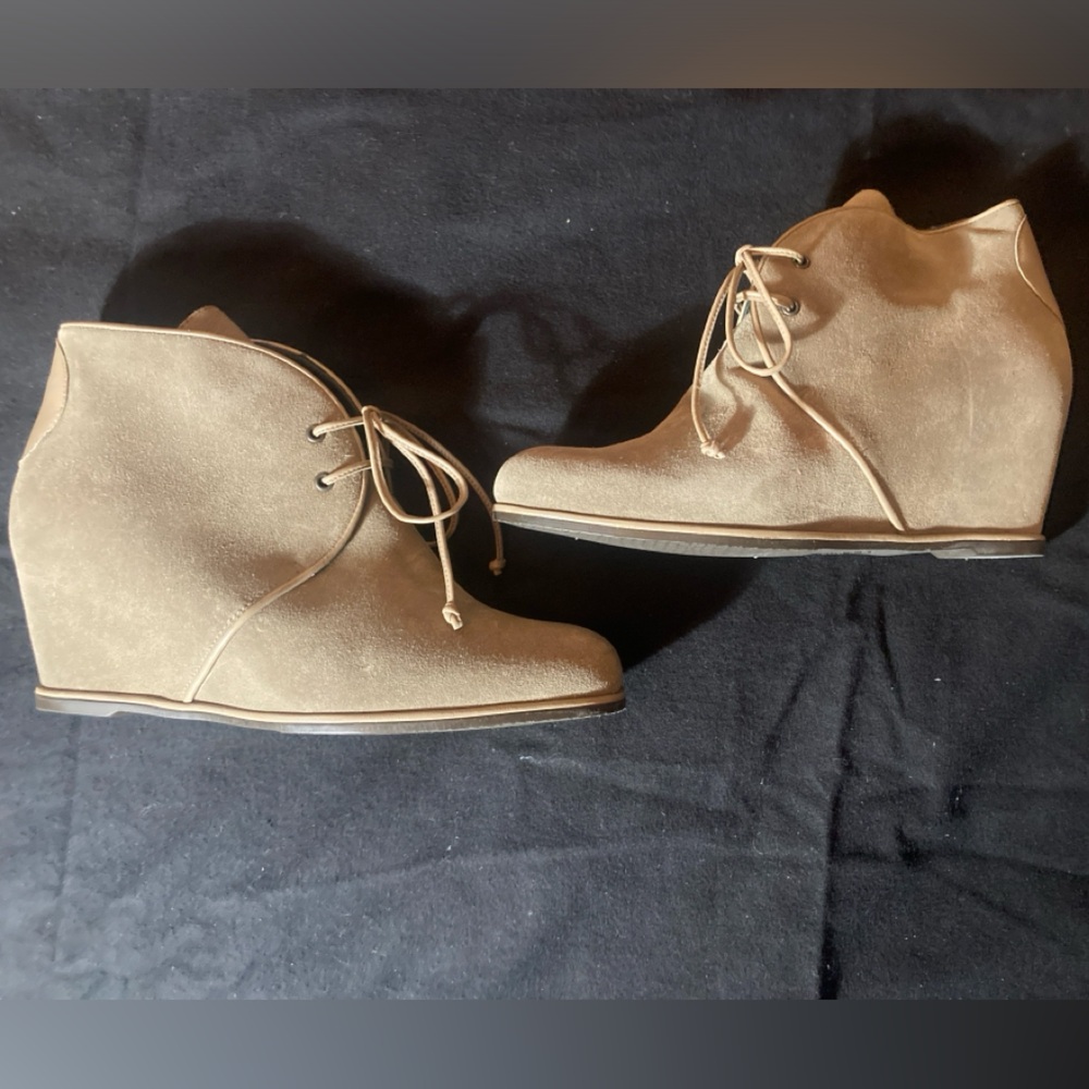 Tan Stuart Weitzman wedged Suede Leather Boots booties